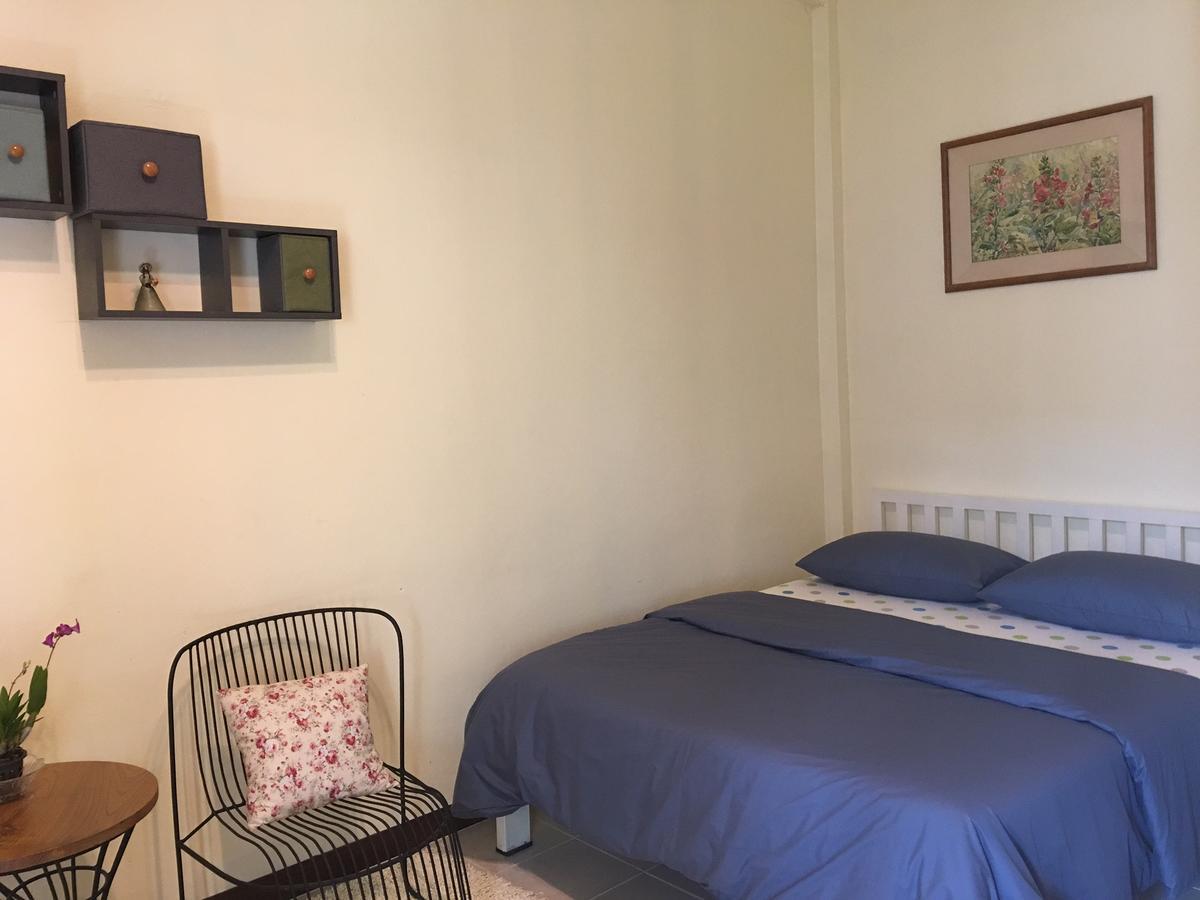 Fon Hostel Chiang Rai Rom bilde