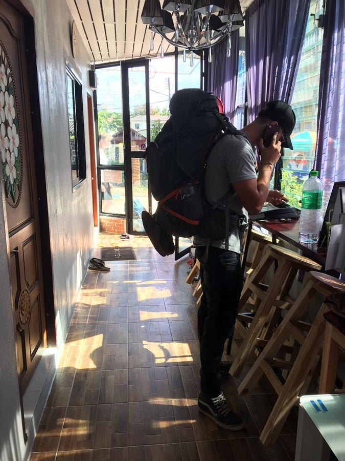 Fon Hostel Chiang Rai Eksteriør bilde
