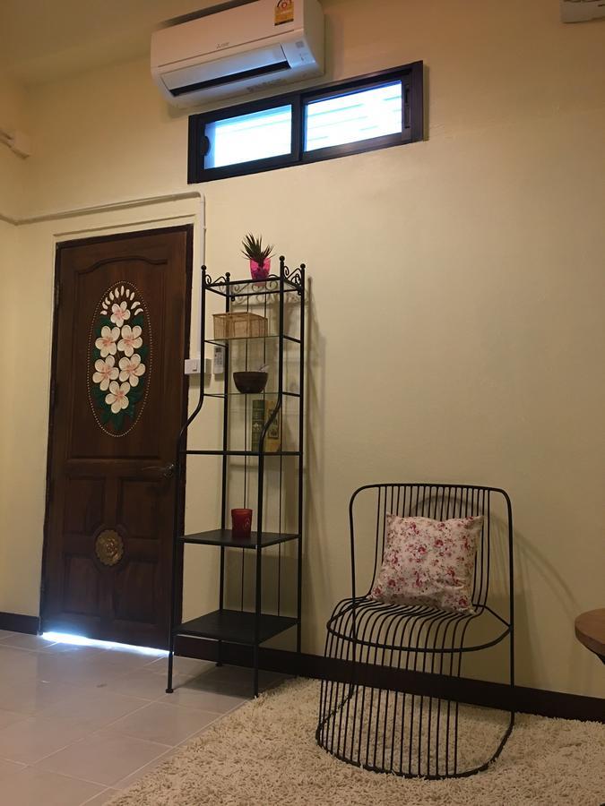 Fon Hostel Chiang Rai Eksteriør bilde